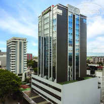 Radisson Hotel & Suites