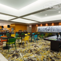 Radisson Hotel & Suites