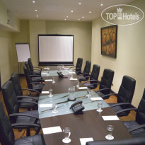 Radisson Hotel & Suites