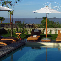 Costa Colonia Riverside Boutique 