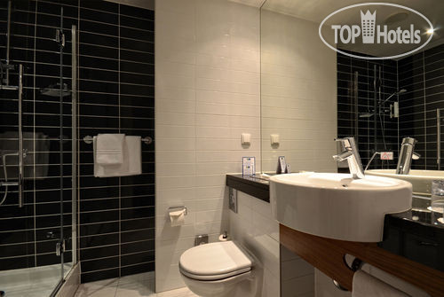 Holiday Inn Express Warsaw Airport