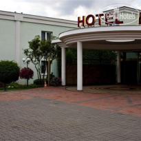 Boss Hotel 