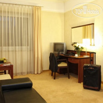 Apis Hotel