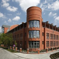 City Park Hotel & Residence