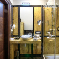Aristo Hotel