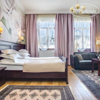 Aristo Hotel