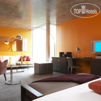 Hotel 10 