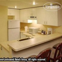 Holiday Inn Express Hotel & Suites Montreal