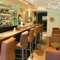 Clarion Hotel & Suites 