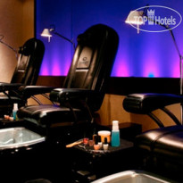 Hotel Le Crystal Montreal