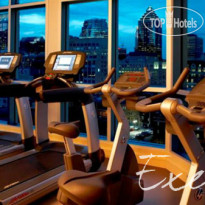 Hotel Le Crystal Montreal