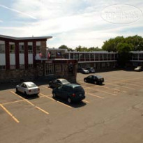 Days Inn by Wyndham Montreal East 