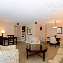 Albert at Bay Suite