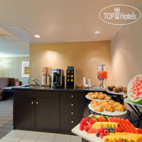 Crowne Plaza Toronto Airport "Шведский стол"