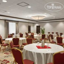 Homewood Suites by Hilton Toronto Airport Corporate Centre 