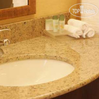 Homewood Suites by Hilton Toronto Airport Corporate Centre 