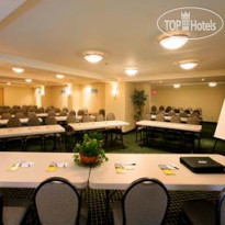 Days Inn Toronto East Beaches 
