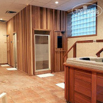 Four Points by Sheraton Toronto Lakeshore