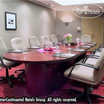 Crowne Plaza Toronto Don Valley