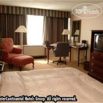 Holiday Inn Toronto Airport