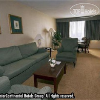 Holiday Inn Toronto Airport
