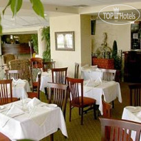 Monte Carlo Inn Airport Mississauga Suites 