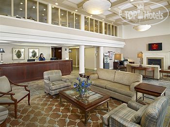 Hotel photo Sandalwood Suites Toronto Airport Hotel 3*