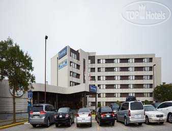 Hotel photo Travelodge Toronto East 3*