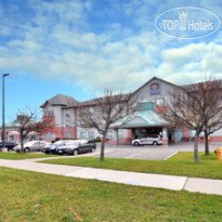 Best Western Plus Travel Hotel Toronto Airport 