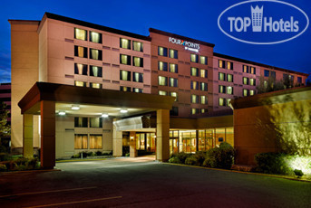 Hotel photo Four Points by Sheraton Toronto Airport 3*