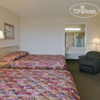 Howard Johnson Inn Toronto Downtown West 