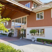 Comfort Inn & Suites North Vancouver Hotel