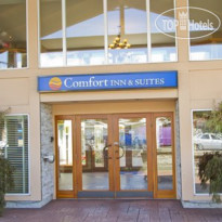 Comfort Inn & Suites North Vancouver Hotel