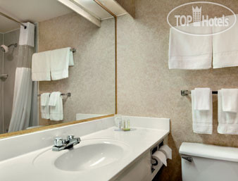 New photos from tourists Super 8 Vancouver 2*