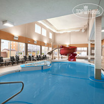 Days Inn & Suites Winnipeg Airport