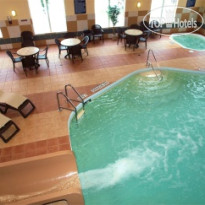 Best Western Plus Pembina Inn & Suites 