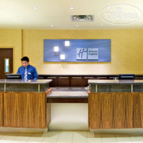 Holiday Inn Express Hotel & Suites Riverport Richmond Ресепшн