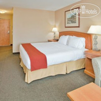 Holiday Inn Express Hotel & Suites Vernon