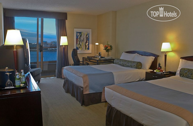 Hotel photo Coast Victoria Harbourside Hotel & Marina 4*
