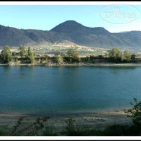 Riverland Inn & Suites