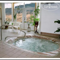 Riverland Inn & Suites