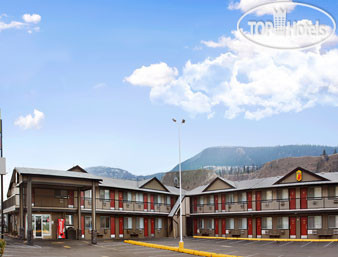 Hotelier's photos Super 8 Kamloops East 3*