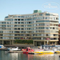 Victoria Regent Waterfront Hotel & Suites