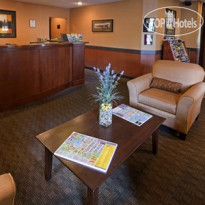 Econo Lodge Inn & Suites Victoria