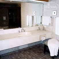Sheraton Vancouver Airport Hotel