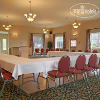Days Inn and Conference Center - Penticton
