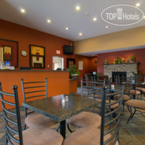 Days Inn And Suites Revelstoke 