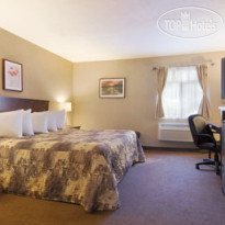 Days Inn And Suites Revelstoke 