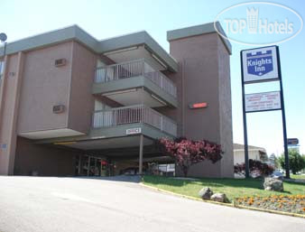 Hotelier's photos Knights Inn Kamloops 1*