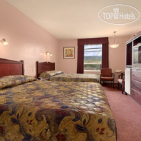 Super 8 Lake Country - Winfield Area 